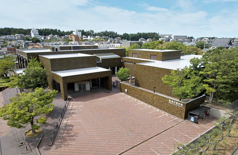 新潟市美術館　大規模改修工事